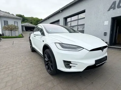 Käytetty Tesla Model X 420 kW (572 HP) 2019 Valkoinen Katumaasturi