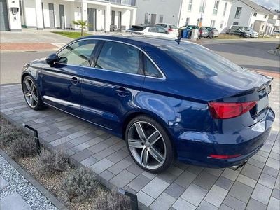 Gebraucht Audi A3 S-Line 150 PS (110 kW) 2015 Blau Limousine