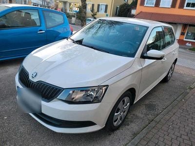 Gebraucht Skoda Fabia 110 PS (80 kW) 2016 Weiß Limousine