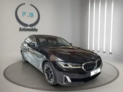 Gebraucht BMW 530e Luxury Line 184 PS (135 kW) 2022 Saphirschwarz Limousine