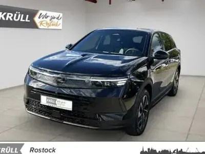 Second-hand Opel Grandland X 136 CP (100 kW) 2024 Negru SUV