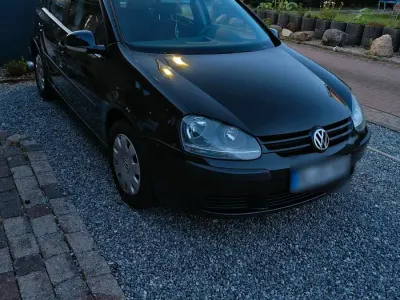 Gebraucht VW Golf V 116 PS (85 kW) 2004 Schwarz Kleinwagen