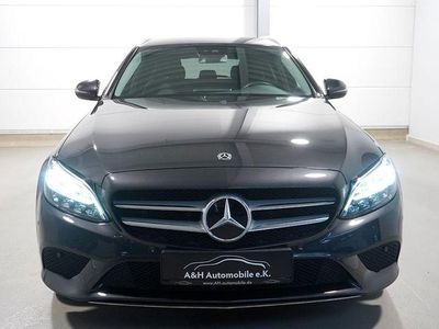 Gebraucht Mercedes C300e Avantgarde 194 PS (142 kW) 2020 Grau Limousine