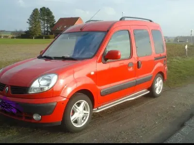 Gebraucht Renault Kangoo 95 PS (69 kW) 2007 Rot Van / Kleinbus