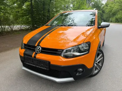 Gebraucht VW Polo Cross 105 PS (77 kW) 2011 Orange Kleinwagen