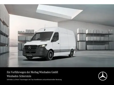 Gebraucht Mercedes Sprinter 170 PS (125 kW) 2026 Arktikweiß Van