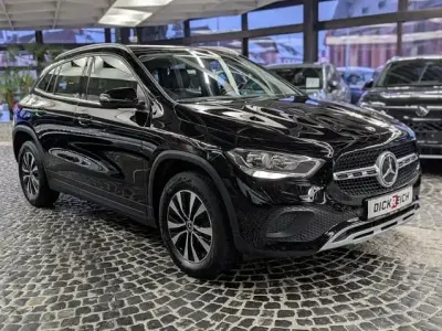 Gebraucht Mercedes GLA220 Style 190 PS (139 kW) 2022 Schwarz SUV