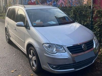 gebraucht VW Touran 1.4 TSI DSG Highline