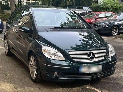 Usata Mercedes B200 2005 Verde Monovolume