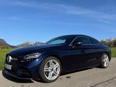 Second-hand Mercedes C200 AMG line 184 CP (135 kW) 2020 Albastru Coupe