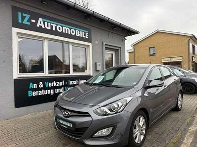 Usata Hyundai i30 Intro Edition 99 CV (72 kW) 2012 Argento Berlina