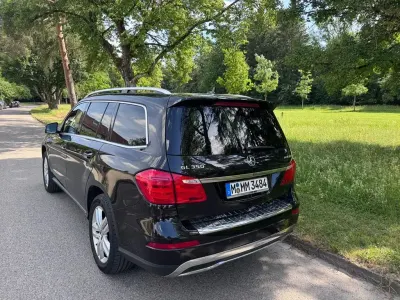 Gebraucht Mercedes GL350 258 PS (189 kW) 2015 Schwarz SUV