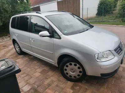 Gebraucht VW Touran 105 PS (77 kW) 2005 Silber Van / Kleinbus