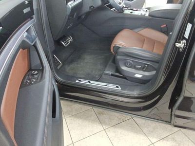 Gebraucht VW Touareg R-line 286 PS (210 kW) 2025 Braun SUV