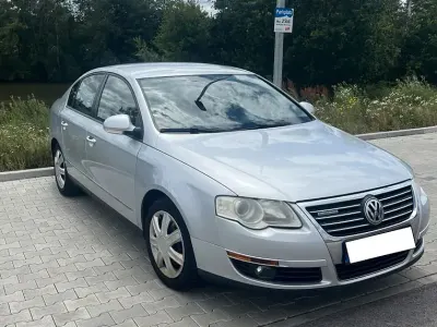 Gebraucht VW Passat 105 PS (77 kW) 2008 Silber Limousine