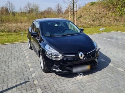 Usata Renault Clio IV LIMITED 73 CV (53 kW) 2018 Nero Utilitaria