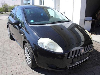 Gebraucht Fiat Grande Punto Dynamic 77 PS (56 kW) 2008 Crossover schwarz Kleinwagen