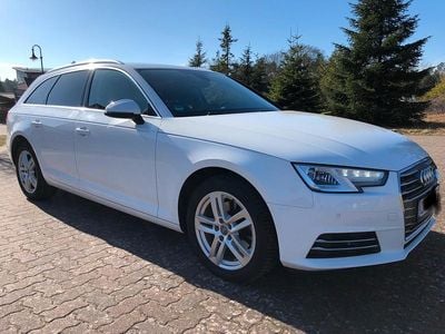 Gebraucht Audi A4 150 PS (110 kW) 2017 Weiß Kombi