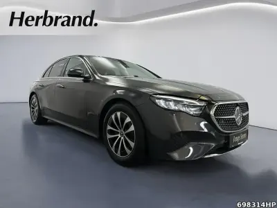 Gebraucht Mercedes E220 Avantgarde 197 PS (144 kW) 2025 Metalliclack graphitgrau Limousine