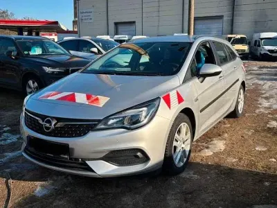 Usata Opel Astra Edition 122 CV (89 kW) 2020 Argento Station wagon