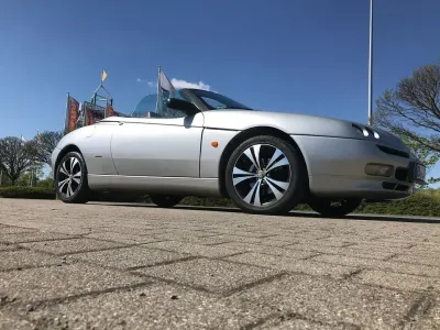 Gebraucht Alfa Romeo Spider 155 PS (114 kW) 1999 Silber Cabrio
