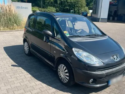 Gebraucht Peugeot 1007 109 PS (80 kW) 2006 Van / Kleinbus