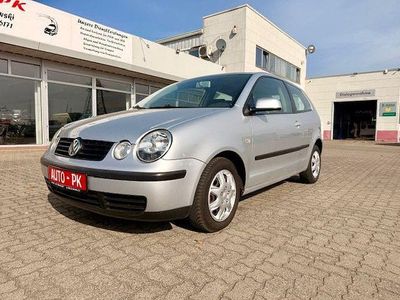 Gebraucht VW Polo Comfortline 64 PS (47 kW) 2002 Silber Limousine