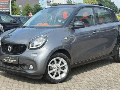 Gebraucht Smart ForFour Basis 71 PS (52 kW) 2015 Schwarz Kleinwagen