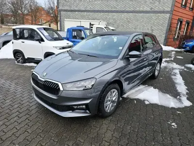 Neu Skoda Fabia 95 PS (69 kW) 2025 Graphitegrau metallic Limousine