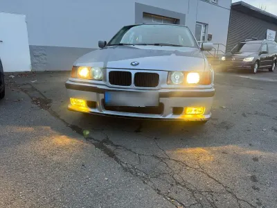 Gebraucht BMW 318 M Sport 116 PS (85 kW) 1994 Silber Limousine