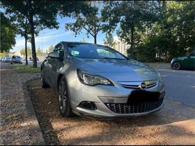 Opel Astra GTC