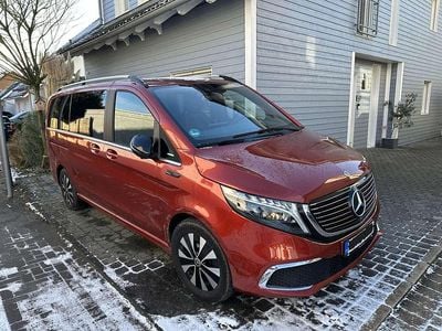 Gebraucht Mercedes EQV300 Avantgarde 150 kW (204 PS) 2021 Rot Kombi