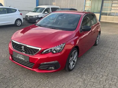 Gebraucht Peugeot 308 Allure GT-Line 131 PS (96 kW) 2017 Rot Kleinwagen