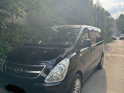 Hyundai H-1