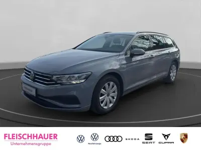 Gebraucht VW Passat Basis 150 PS (110 kW) 2021 Grau Kombi