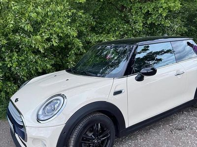 Gebraucht Mini Cooper D 110 PS (80 kW) 2015 Weiß Kleinwagen
