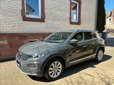 Begagnad VW T-Roc Sport 150 HK (110 kW) 2021 Grå SUV