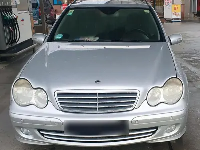Gebraucht Mercedes C220 150 PS (110 kW) 2005 Silber Kombi