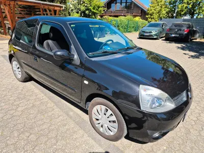 Usata Renault Clio II Extreme 58 CV (42 kW) 2009 Nero Utilitaria