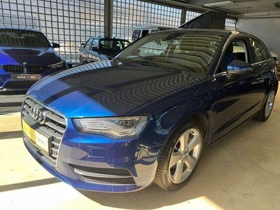 Gebraucht Audi A3 Comfort 150 PS (110 kW) 2014 Blau Limousine
