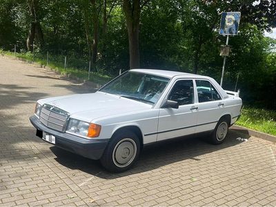 Usata Mercedes 190 72 CV (52 kW) 1987 Berlina