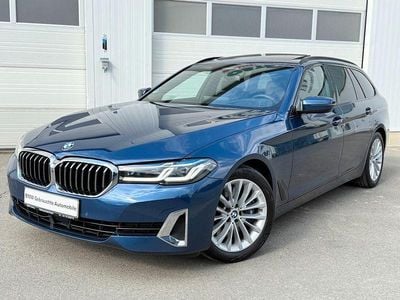 Second-hand BMW 530 Luxury Line 286 CP (210 kW) 2023 Albastru Break
