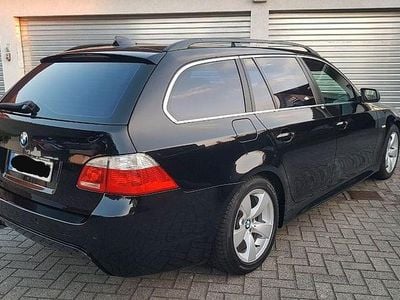 Gebraucht BMW 525 M Sport 218 PS (160 kW) 2006 Schwarz Kombi