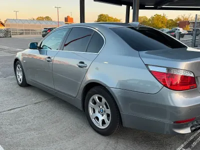 Gebraucht BMW 520 170 PS (125 kW) 2005 Silber Kleinwagen