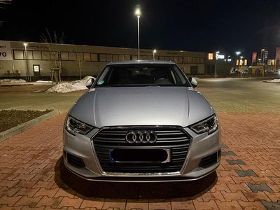 Gebraucht Audi A3 116 PS (85 kW) 2018 Silber Limousine