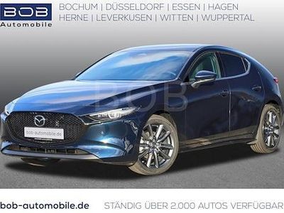 Blau Neu 2025 Mazda 3 Center-Line Limousine | 25.666 €