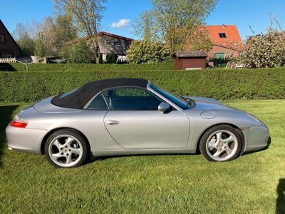 Porsche 911 Carrera 4 Cabriolet