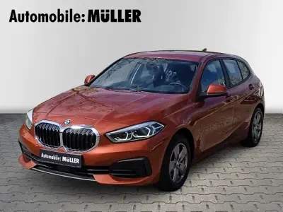 Usata BMW 118 Advantage 150 CV (110 kW) 2022 Arancione Utilitaria