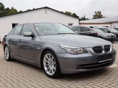 Gebraucht BMW 523 190 PS (139 kW) 2007 Grau Limousine