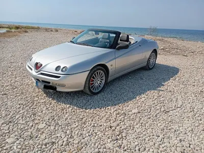 Gebraucht Alfa Romeo Spider 150 PS (110 kW) 2001 Silber Cabrio